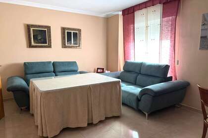 平 出售 进入 Almendralejo, Badajoz. 