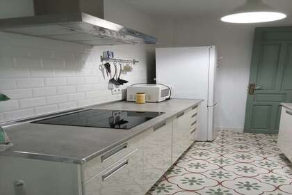 Flat for sale in Arenal, Sevilla. 