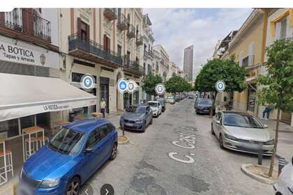 Budovy na prodej v Triana casco Antiguo, Sevilla. 