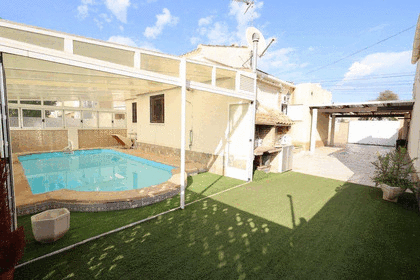 Chalet vendita in Torrevieja, Alicante. 