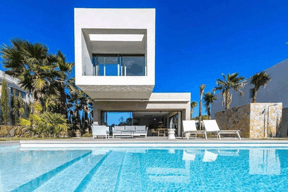 Villa for sale in San Miguel de Salinas, Alicante. 