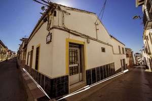 Kommercielle lokaler til salg i Barrio nuevo, Bailén, Jaén. 