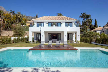 Dům na prodej v Sierra Blanca, Marbella, Málaga. 