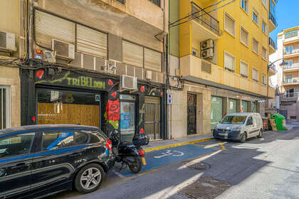 Flat for sale in Elda, Alicante. 
