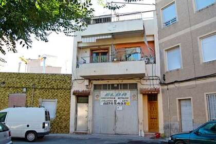 Flat for sale in Elda, Alicante. 