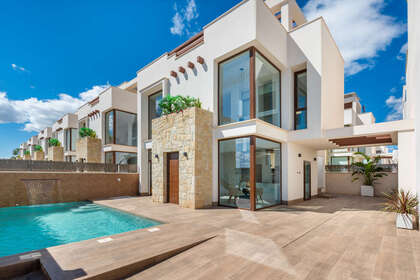 Half vrijstaande huizen verkoop in Ciudad Quesada, Rojales, Alicante. 