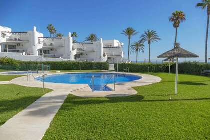 Apartment zu verkaufen in Calahonda, Mijas, Málaga. 