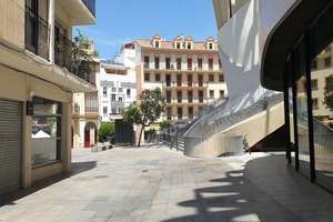 Parkovací místa v Encarnación-Regina, Casco Antiguo, Sevilla. 