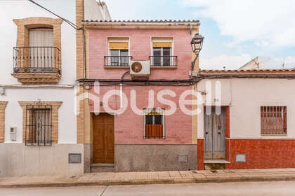 Huse til salg i Fernán-Núñez, Córdoba. 