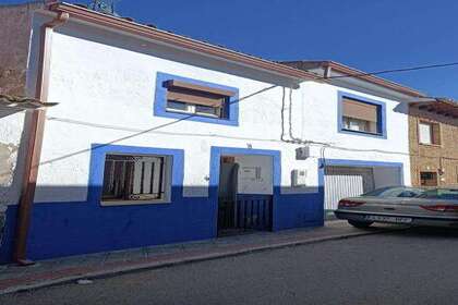 Řadový dům na prodej v Quintanar del Rey, Cuenca. 