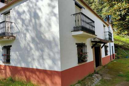 Land huse til salg i Benalauría, Málaga. 
