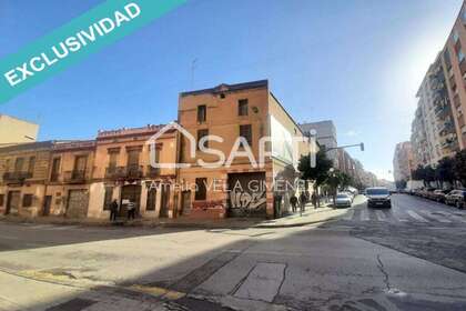 Commercial premise for sale in Valencia. 