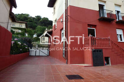 House for sale in Santander, Cantabria. 