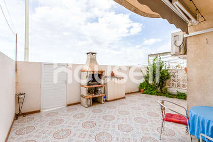 Flat for sale in Torrevieja, Alicante. 