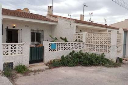 Cluster house for sale in Torrevieja, Alicante. 