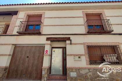 House for sale in Sonseca, Toledo. 