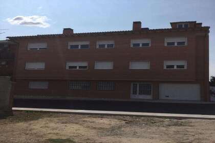 Duplex for sale in Escalonilla, Toledo. 