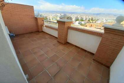 Penthouse venda em Roquetas de Mar, Almería. 