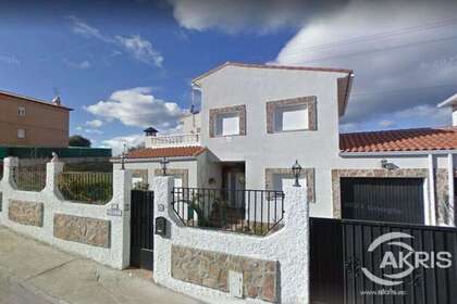 Maison de ville vendre en Venturada, Madrid. 