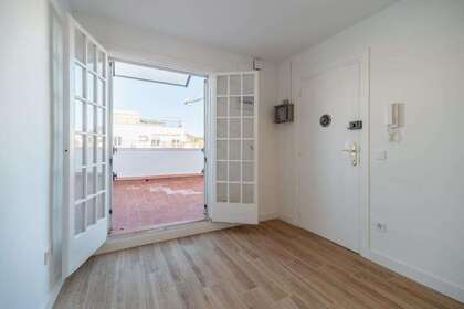 Apartment zu verkaufen in Barcelona. 