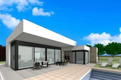 House for sale in Pinoso, Alicante. 