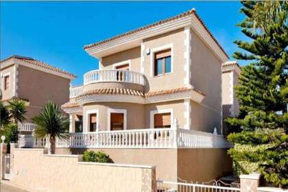 房子 出售 进入 Torrevieja, Alicante. 