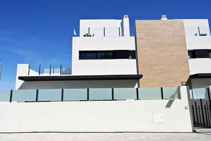 Huse til salg i Orihuela-Costa, Alicante. 