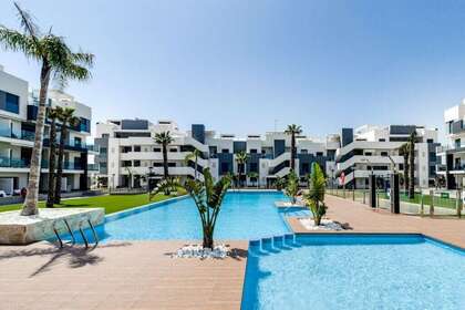 Apartmány na prodej v Guardamar del Segura, Alicante. 