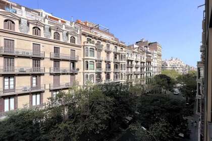 Apartment zu verkaufen in Barcelona. 