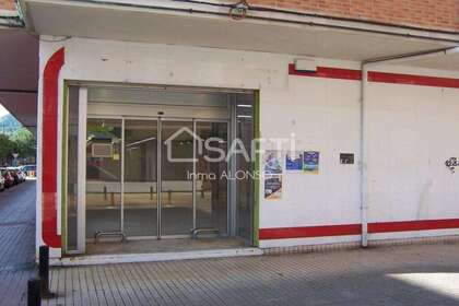 Handelspanden verkoop in Corrales de Buelna (Los), Cantabria. 