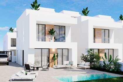 Cluster house for sale in Orihuela-Costa, Alicante. 