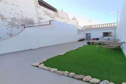 House for sale in Gandia, Valencia. 