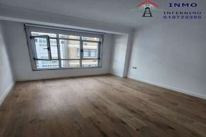 Flat for sale in Ferrol, La Coruña (A Coruña). 