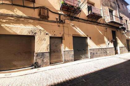 Gebouwen verkoop in Sagunto/Sagunt, Valencia. 