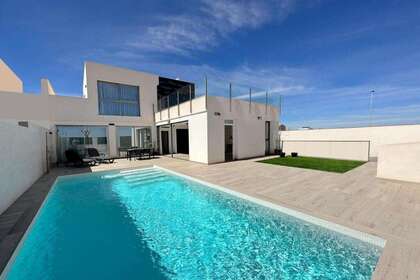 House for sale in Mar de Cristal, Murcia. 