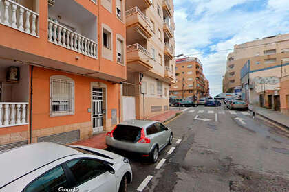 Byty na prodej v Torrevieja, Alicante. 