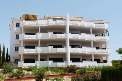 Apartmány na prodej v Orihuela-Costa, Alicante. 