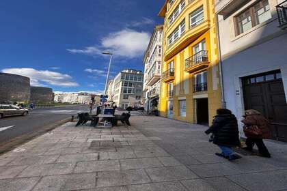 Handelspanden verkoop in Luou (Santa Maria), La Coruña (A Coruña). 