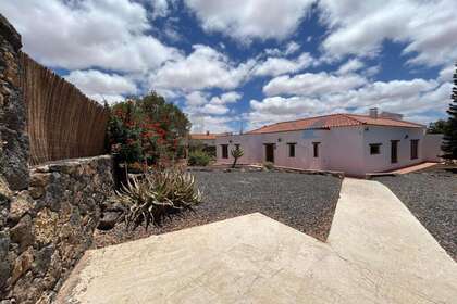 Huizen verkoop in La Oliva, Las Palmas, Fuerteventura. 