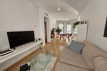 Flat for sale in Sevilla. 