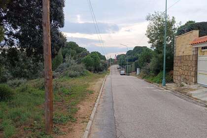 Urban plot for sale in Villa del Prado, Madrid. 