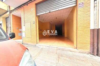 Local comercial venta en Villarreal, Castellón. 