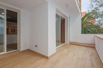 Flat for sale in Barcelona. 