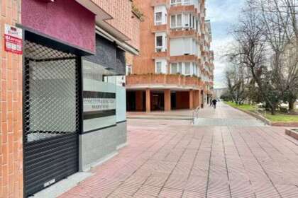 Commercial premise for sale in Vitoria-Gasteiz, Álava (Araba). 