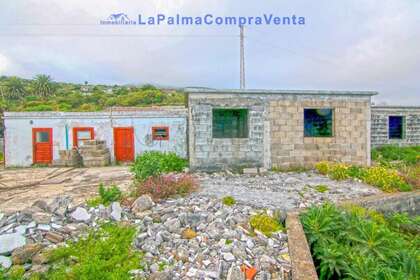 Dorpswoningen verkoop in Santa Cruz de Tenerife, La Palma. 