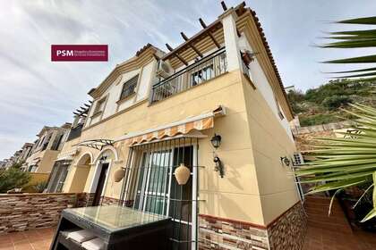 Townhouse vendita in Cala Del Moral, La, Málaga. 