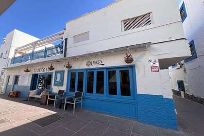 Commercial premise for sale in Corralejo, La Oliva, Las Palmas, Fuerteventura. 