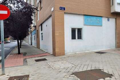 Commercial premise for sale in Madrid. 