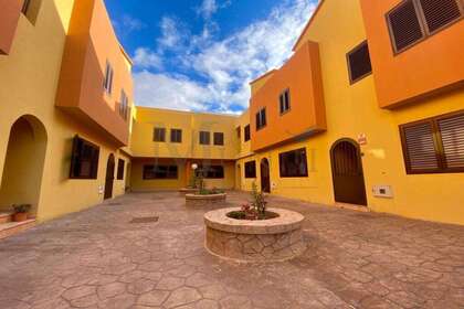 Casa a due piani vendita in Puerto del Rosario, Las Palmas, Fuerteventura. 