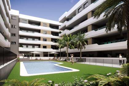 Apartmány na prodej v Santa Pola, Alicante. 